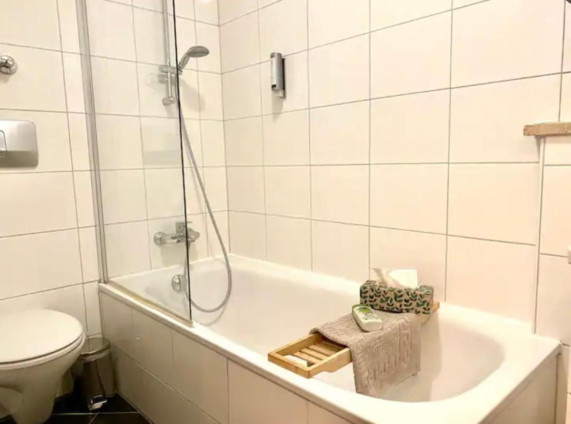 Flat 8 Appartement *
